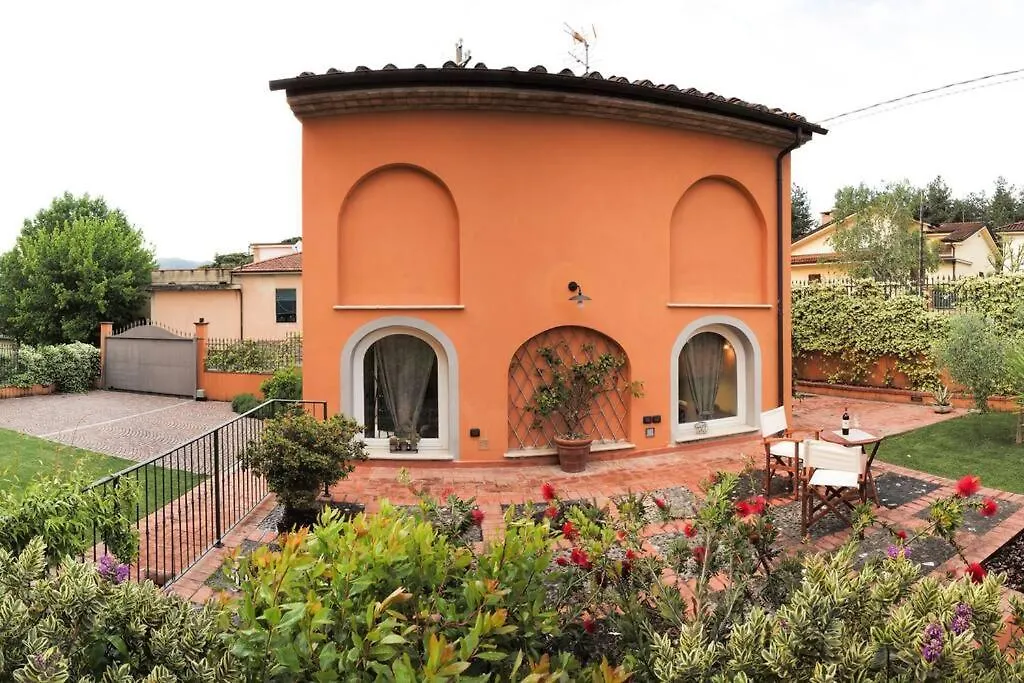 Villa Dependance Petri Uzzano Italia