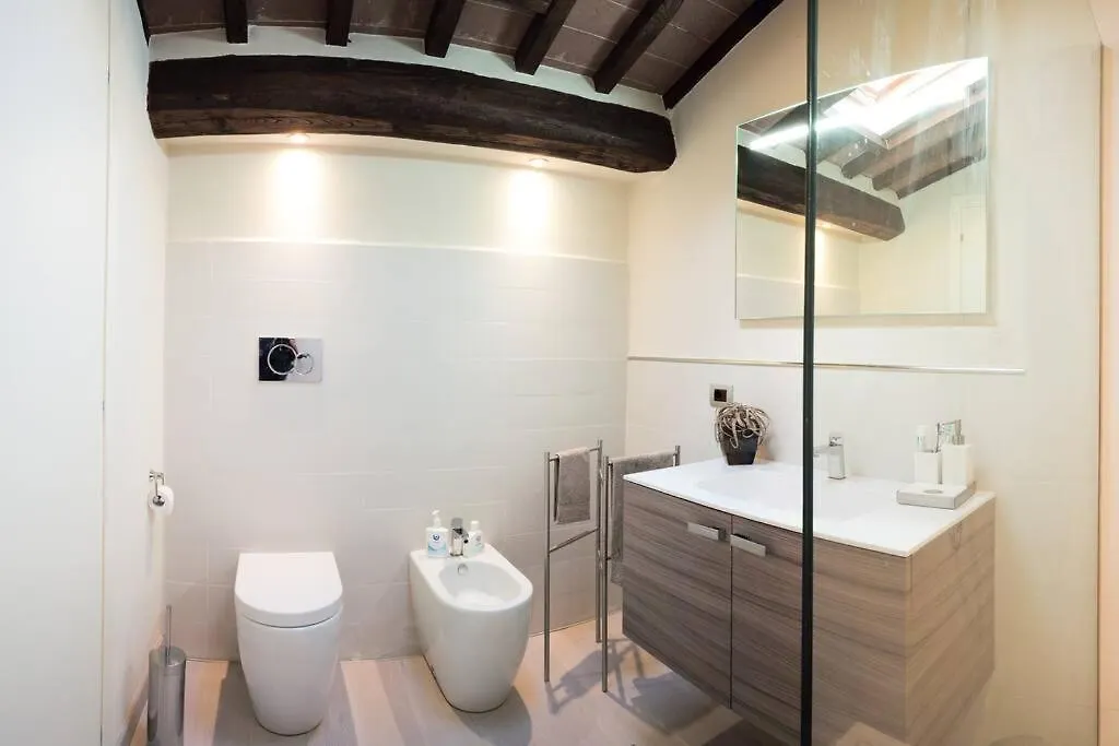 Villa Dependance Petri Uzzano 0*,